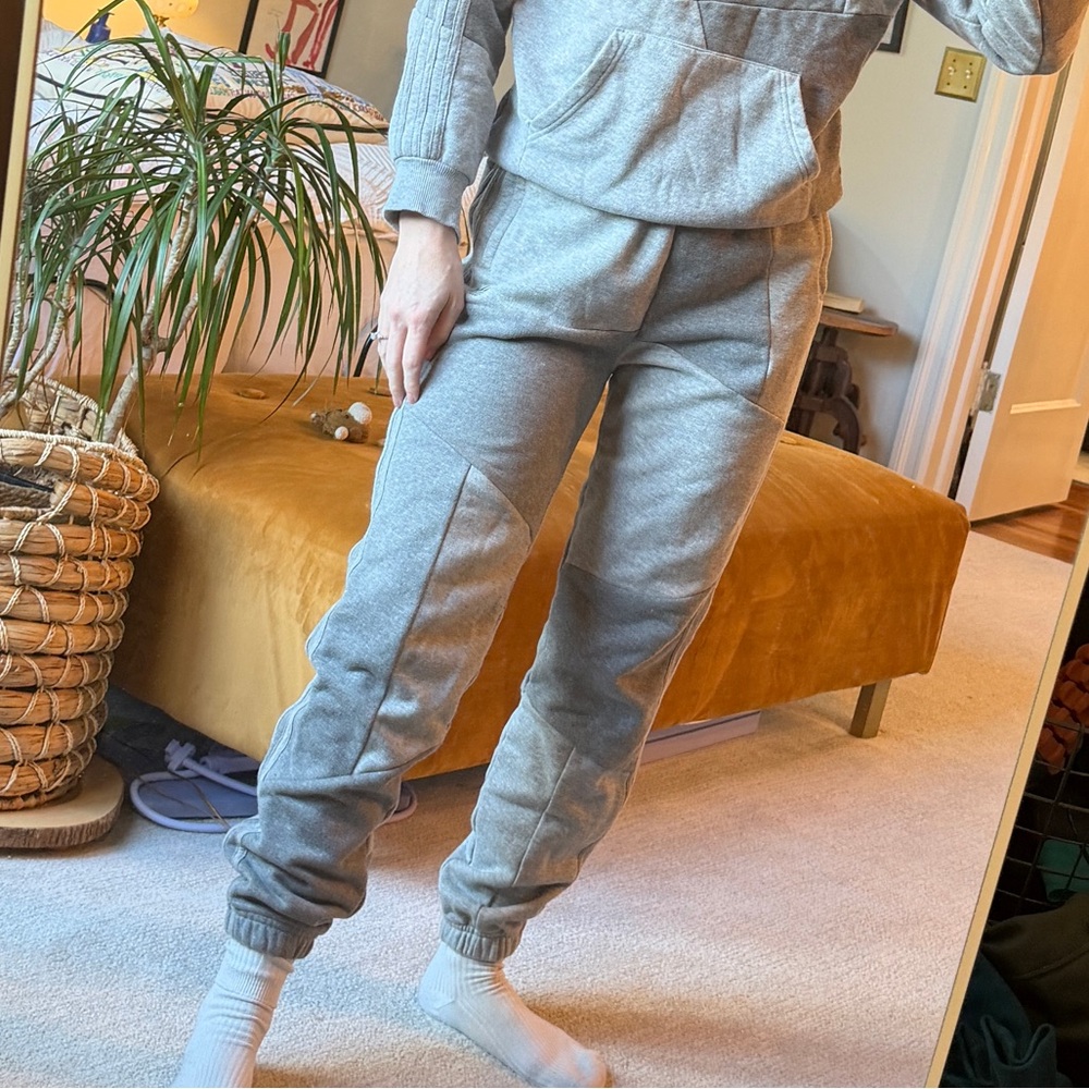 Adidas sweatpants
